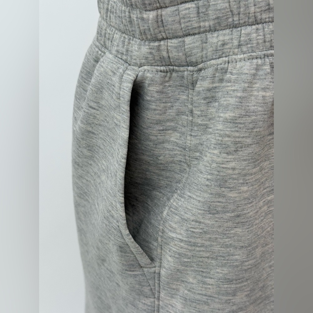 NWT Abercrombie & Fitch YPB Neo Knit Sporty Gray Sleeveless Athleisure Romper - Picture 9 of 16